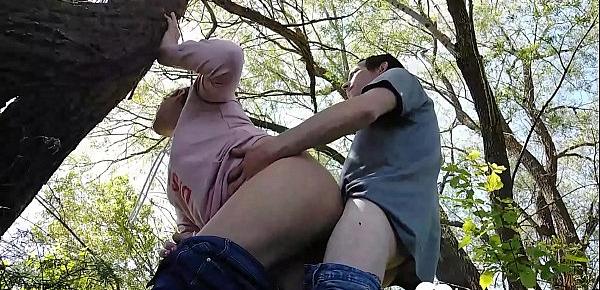  Shagging a horny MILF in the woods